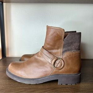 Clarks Opal Rose Brown Leather Boots Sz 9.5 Womens